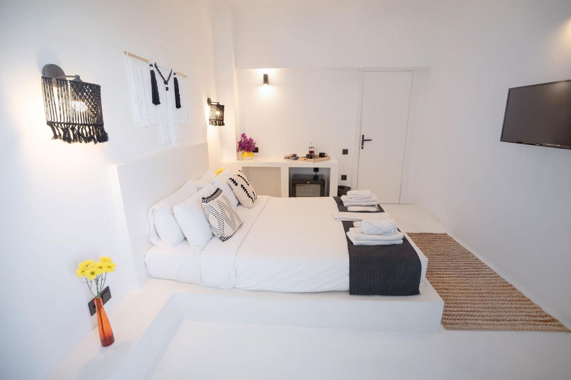 Camlik 87 Hotel Ayvalı