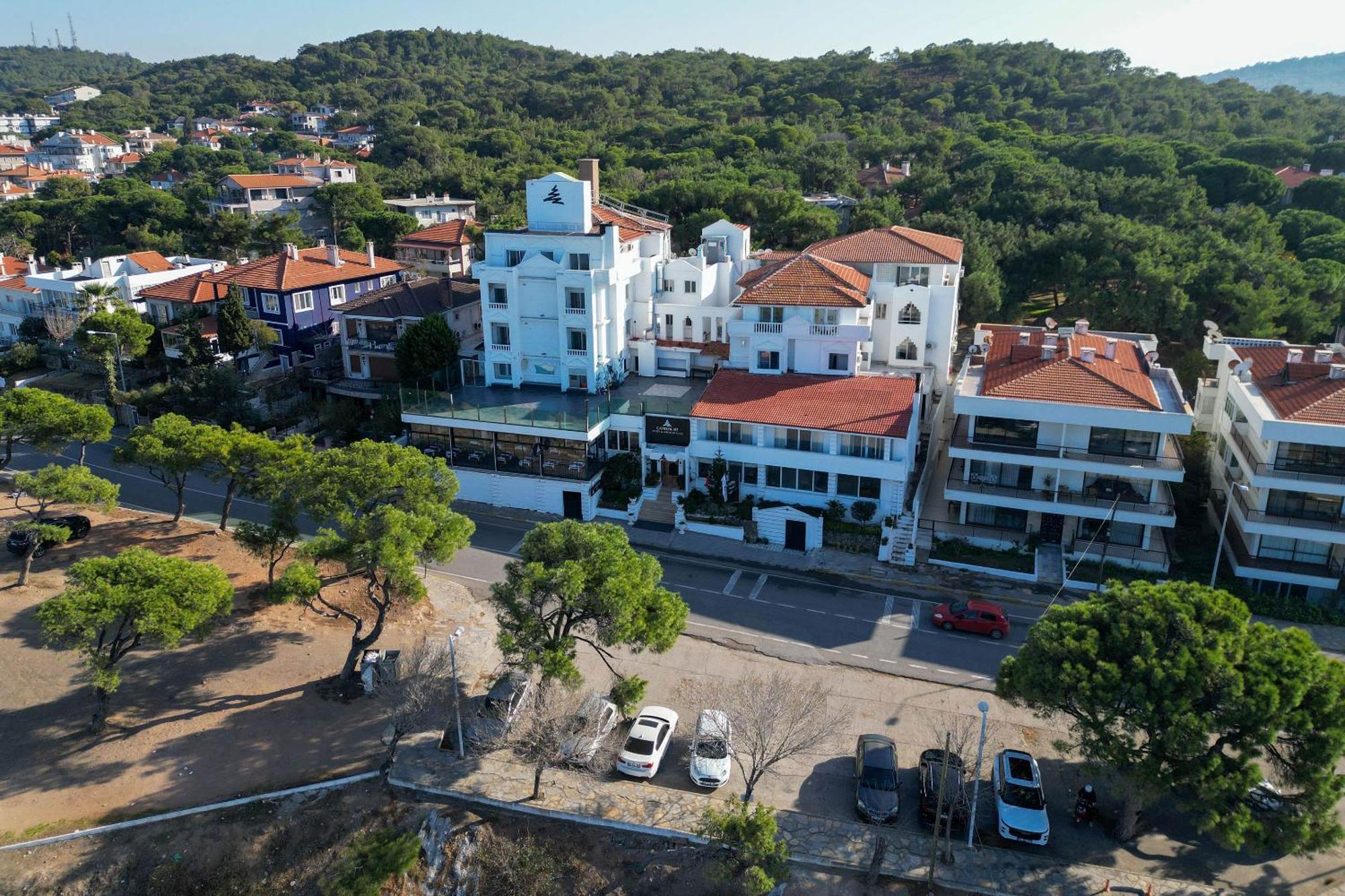 Hotel Camlik 87 *